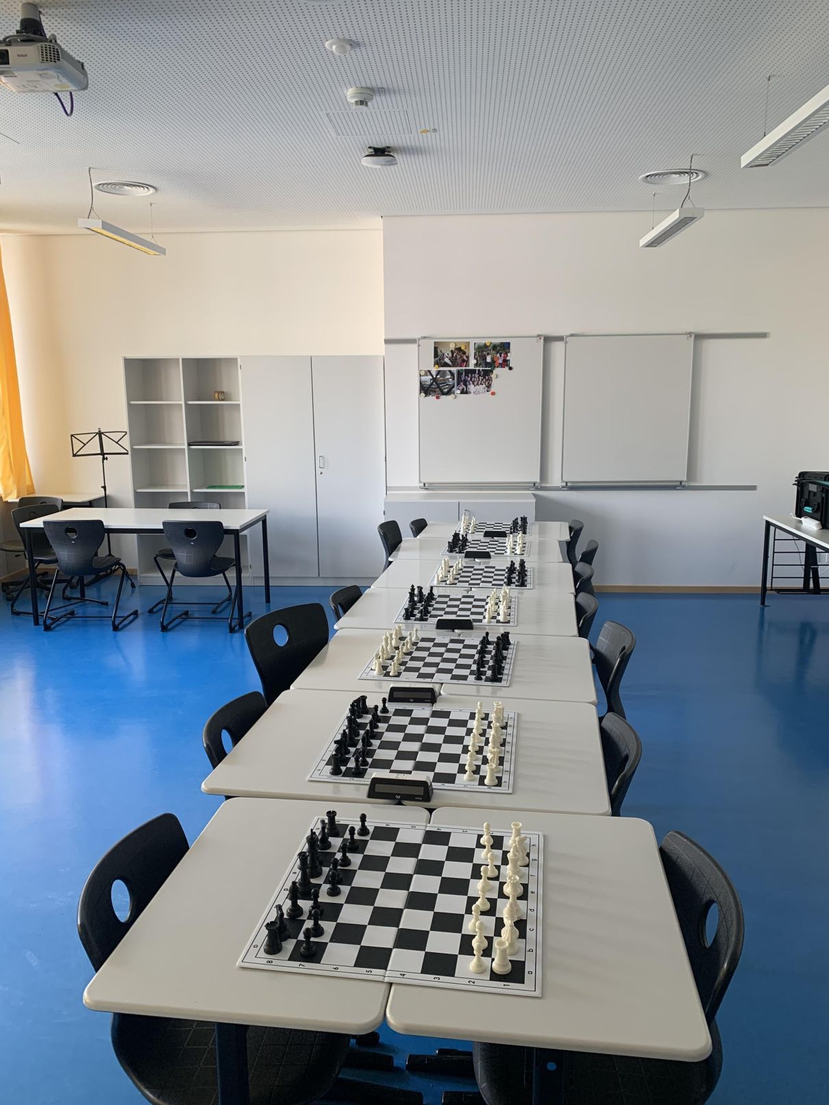 2223 W Schach Schachzimmer 2